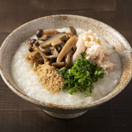 【山の幸】蒸し鶏ときのこの粥｜三田でテイクアウト・デリバリーならデリステーション田町店