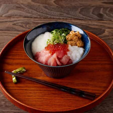 【新鮮】4種の海鮮ねば丼｜三田でテイクアウト・デリバリーならデリステーション田町店