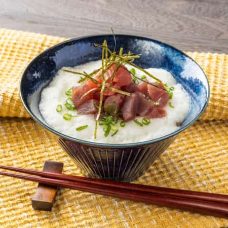 【たっぷり】まぐろ山かけねば丼｜三田でテイクアウト・デリバリーならデリステーション田町店